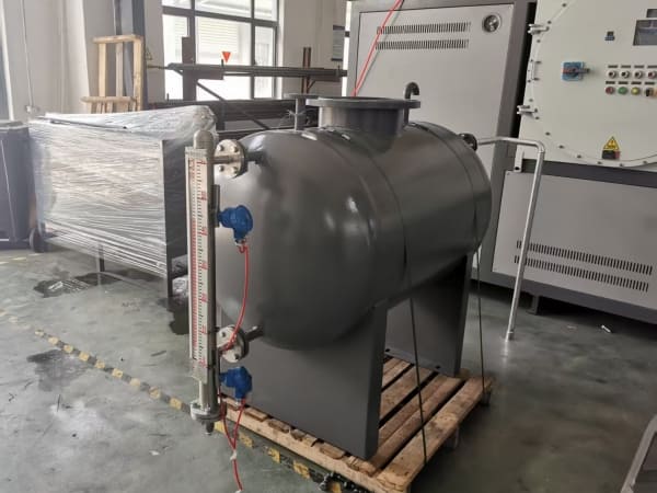 Expansion Oil Tank